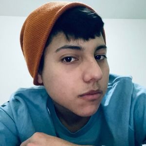 Meet your Posher, Efrain